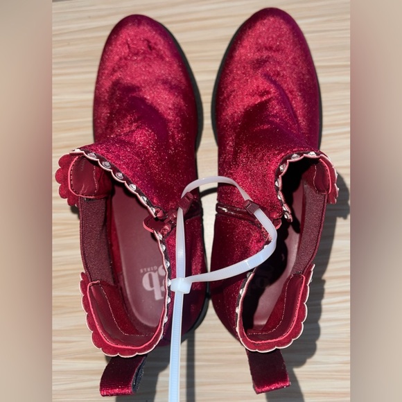 Gianni Bini Arya-Girl Velvet Rhinestone Mahroon Ankle Shoes New without a Tag - Picture 3 of 6
